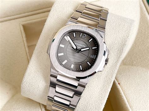 patek philippe nautilus 7011 1g|Patek Philippe Nautilus 5711a.